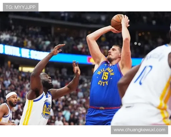 约基奇准三双领衔掘金主场大胜勇士 库里缺阵影响显著